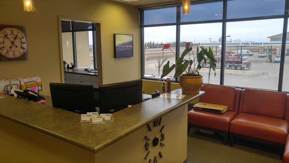 More Photos Of 1101 4th St SE, Stanley General Retail For Sale
