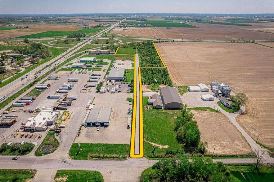 More Photos Of 12793 S Northgate Dr, Haubstadt Land For Lease