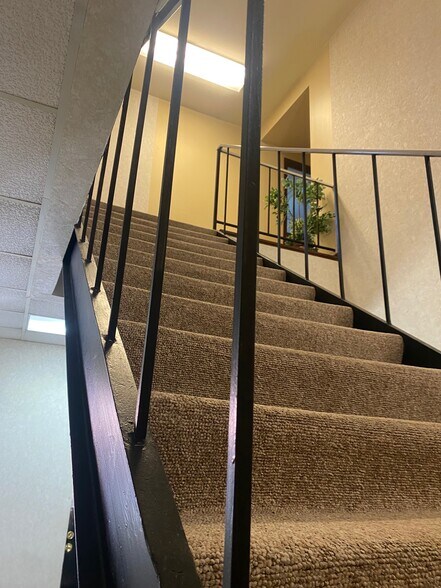 More Photos Of 6660 N High St, Columbus Medical For Sale
