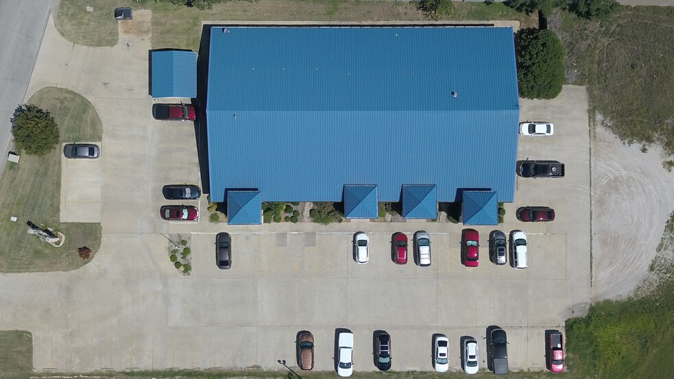 More Photos Of 2614 E Bankhead Hwy, Weatherford Medical For Sale