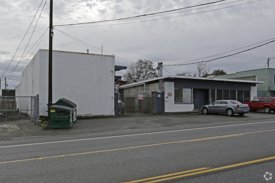 Primary Photo Of 10818 Myers Way S, Seattle Food Processing For Sale