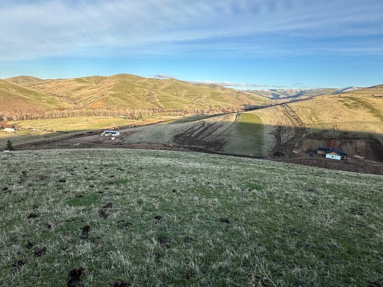 More Photos Of 46054 McKay Creek Rd, Pilot Rock Land For Sale