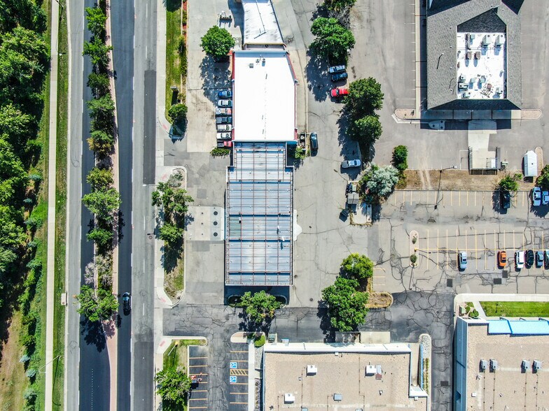 More Photos Of 8170 W 80th Ave, Arvada Service Station For Sale