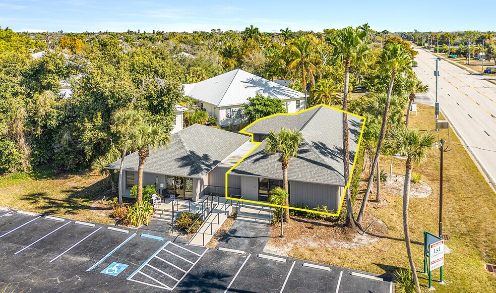 Primary Photo Of 16680 Mcgregor Blvd, Fort Myers Office For Lease