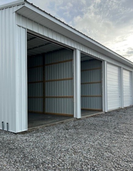 More Photos Of E High @ Mercer Ave., Lebanon Light Distribution For Lease