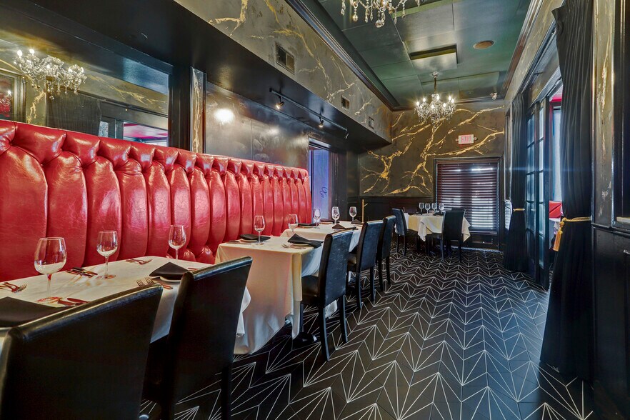 More Photos Of 4319-4321 Montrose Blvd, Houston Restaurant For Lease