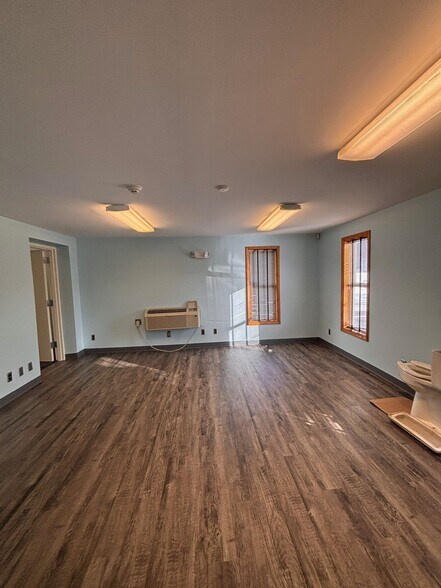 More Photos Of 6263 Taft Rd, Syracuse Warehouse For Lease