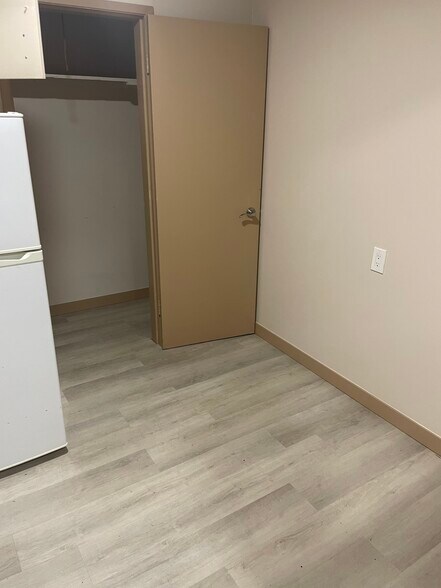 More Photos Of 11715 124th St NW, Edmonton Apartments For Sale