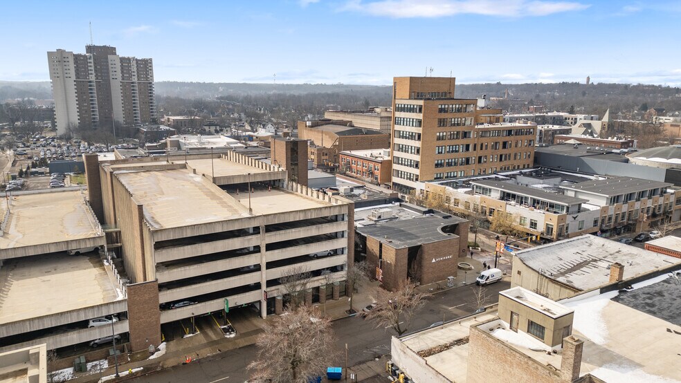 More Photos Of 315 S Kalamazoo Mall, Kalamazoo Office For Sale