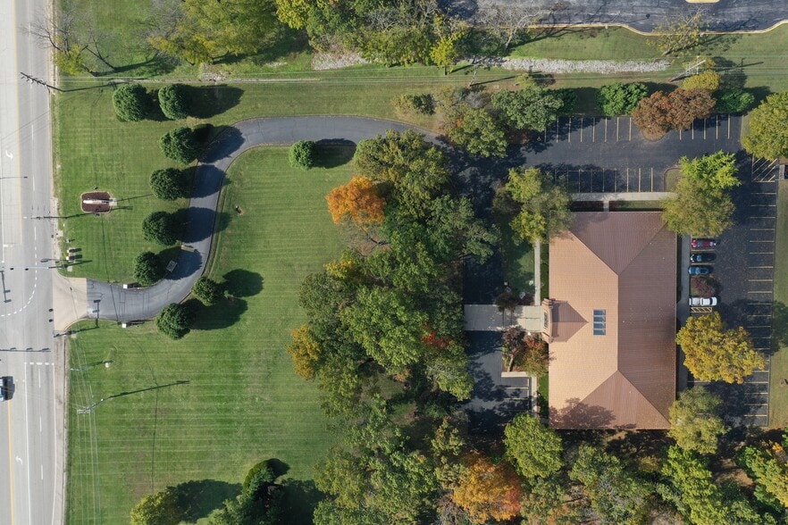 More Photos Of 3801 E Sunshine St, Springfield Office For Sale