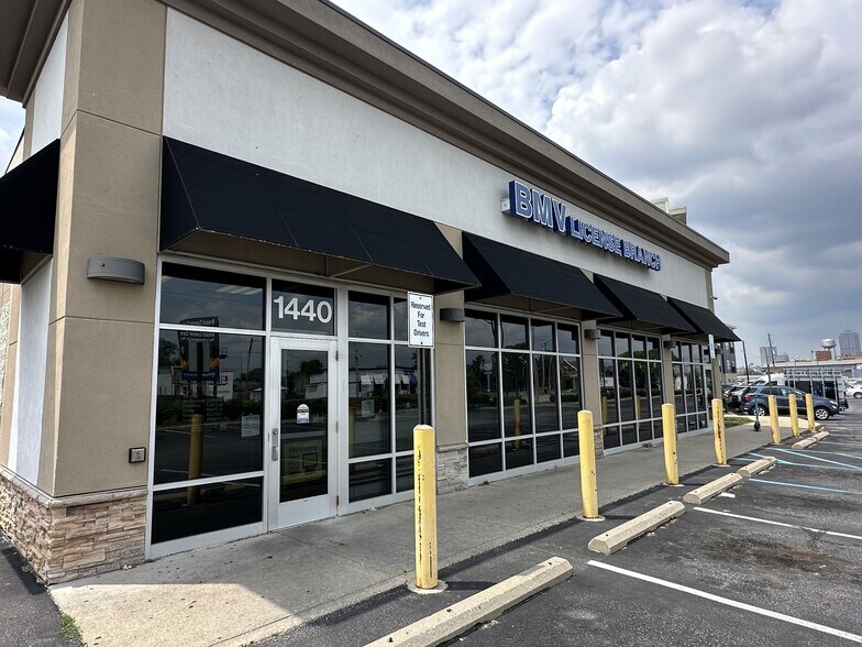 More Photos Of 1440 Madison Ave, Indianapolis Freestanding For Lease