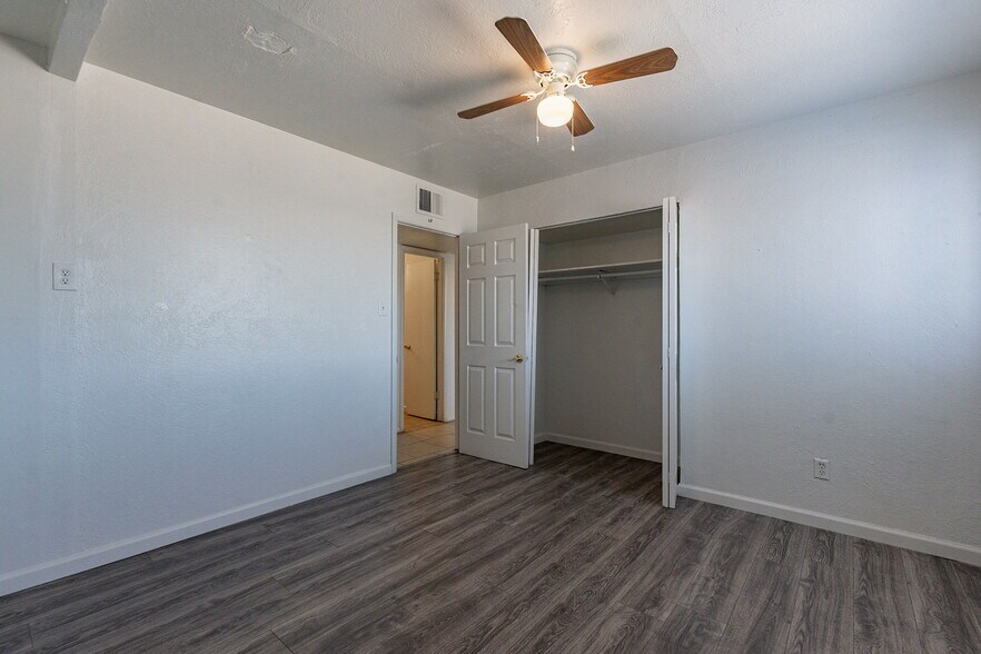 More Photos Of 3115 N 55th Ave, Phoenix Apartments For Sale