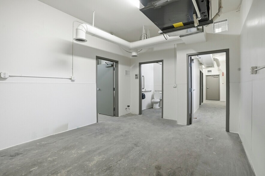 More Photos Of 4455-4477 Garfield St, Denver Warehouse For Lease