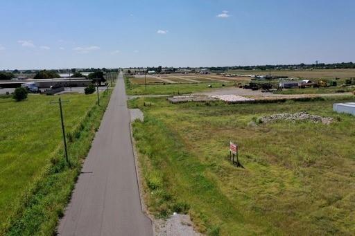 Primary Photo Of Pikes Peak Road Rd, Chickasha Land For Sale