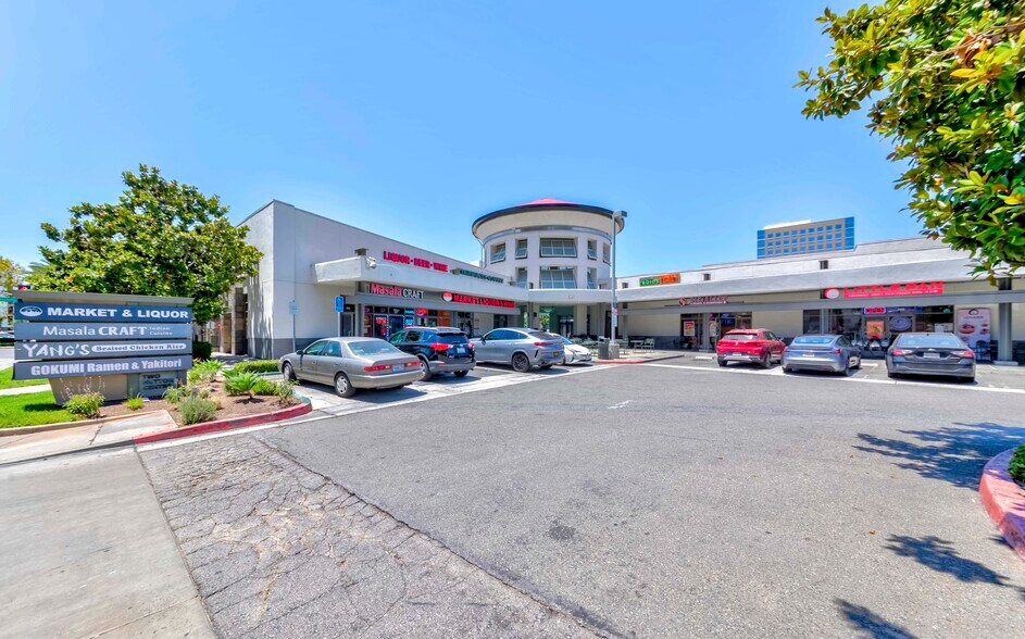 More Photos Of 2 Hutton Centre Dr, Santa Ana Unknown For Lease