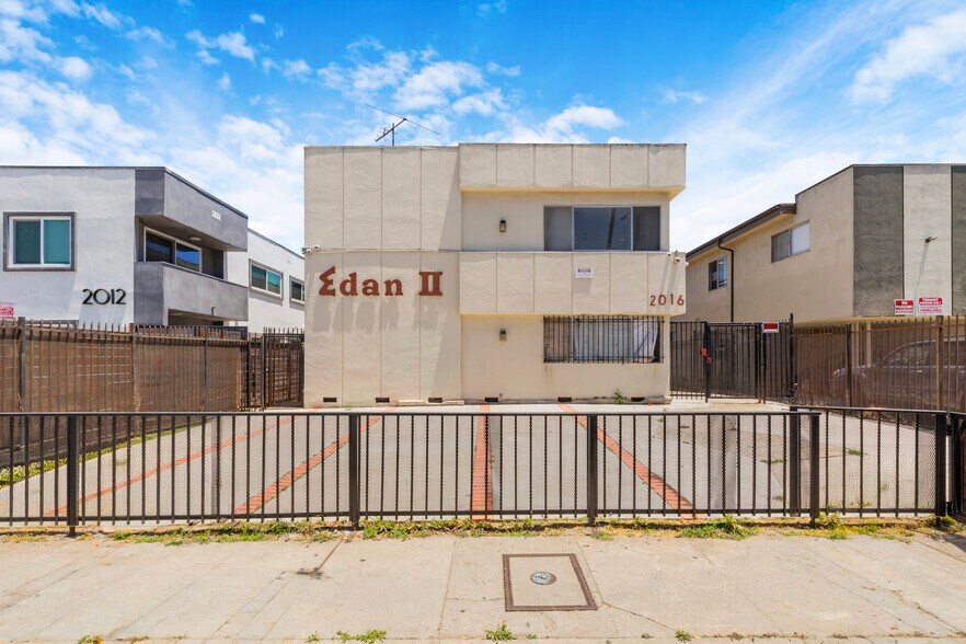 More Photos Of 2016 S Bedford St, Los Angeles Apartments For Sale