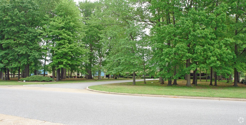 524 Viking Dr, Virginia Beach, VA 23452 Manufacturing For Sale