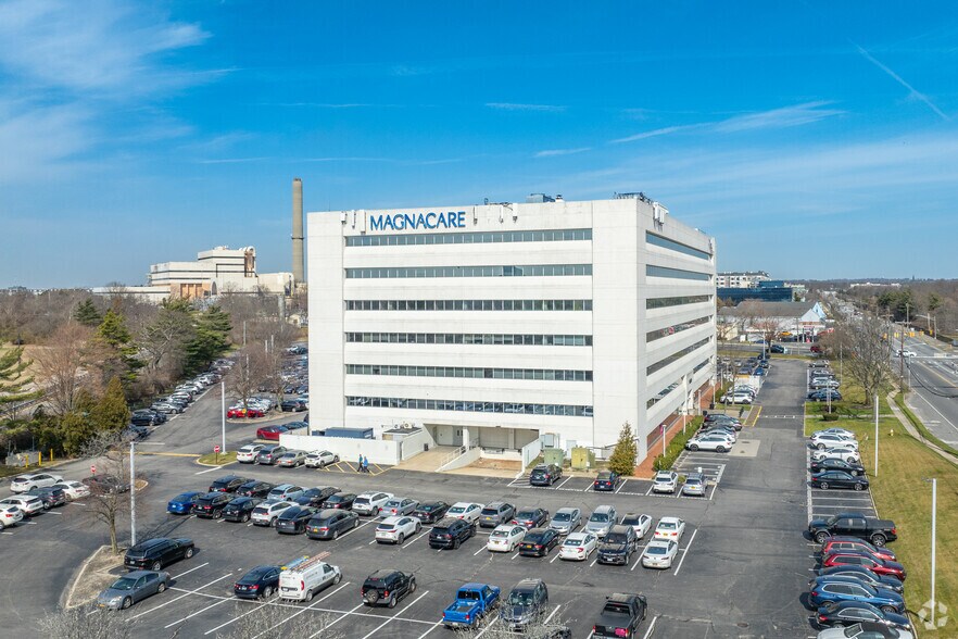 More Photos Of 1600 Stewart Ave, Westbury Medical For Lease