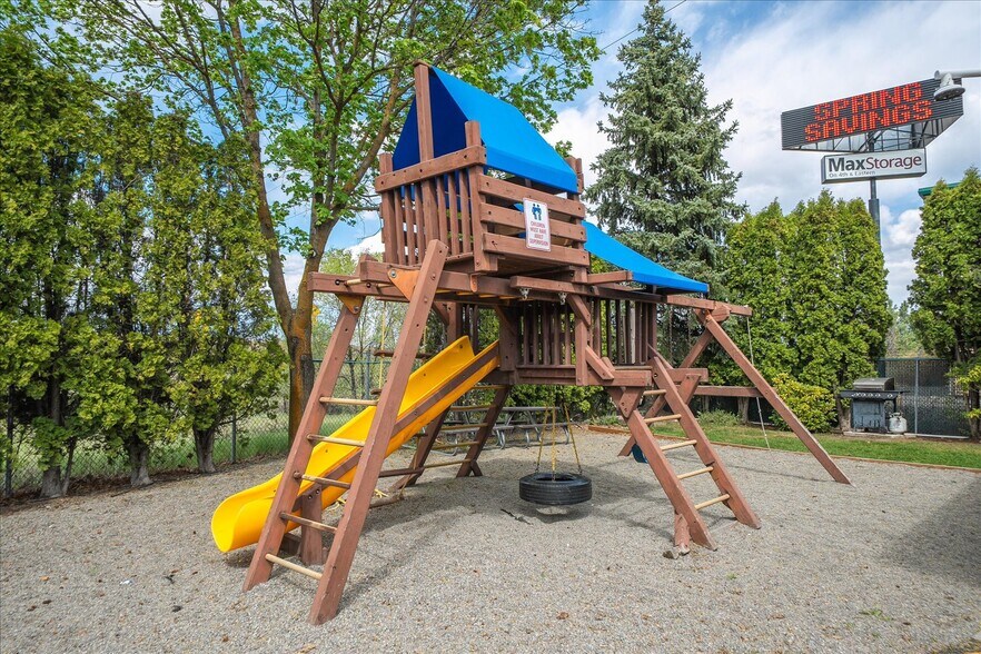 More Photos Of 6021 E 4th Ave, Spokane Valley Specialty For Sale