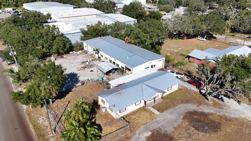 More Photos Of 3904 Airport Rd, Plant City Industrial For Sale
