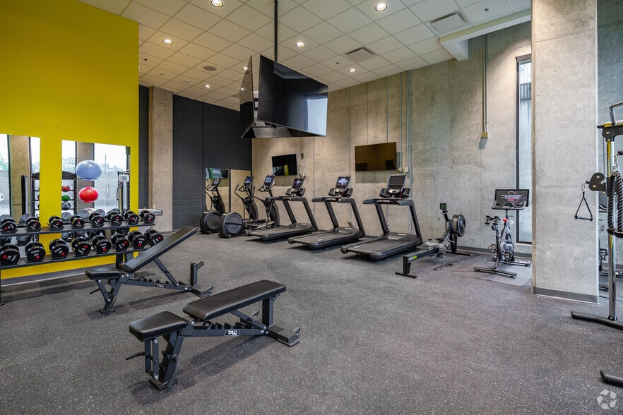 More Photos Of 1009 8th Ave S, Nashville Apartments For Lease