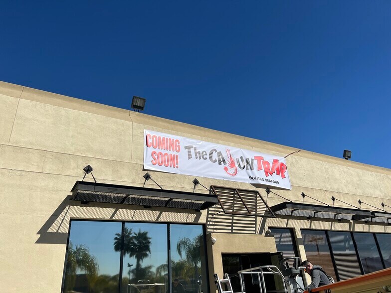 More Photos Of 40355-40385 Murrieta Hot Springs Rd, Murrieta Unknown For Lease