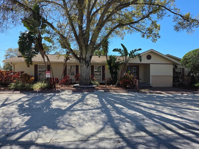 More Photos Of 2737 State Road 580, Clearwater Office For Sale