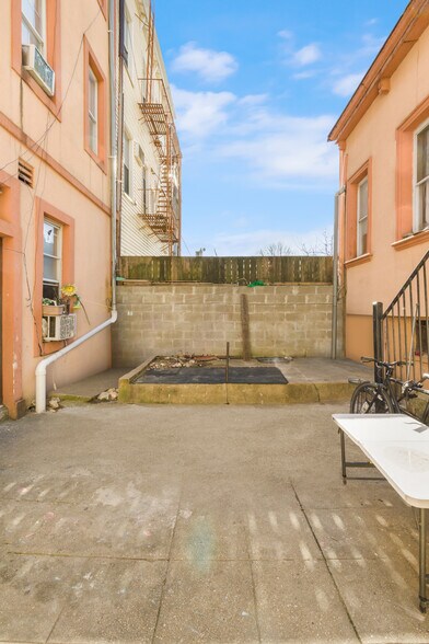 More Photos Of 325 1/2 Stockholm Street, Brooklyn Apartments For Sale