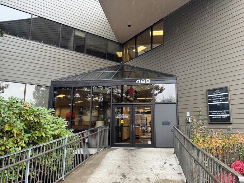 More Photos Of 488 E 11th Ave, Eugene Office For Lease