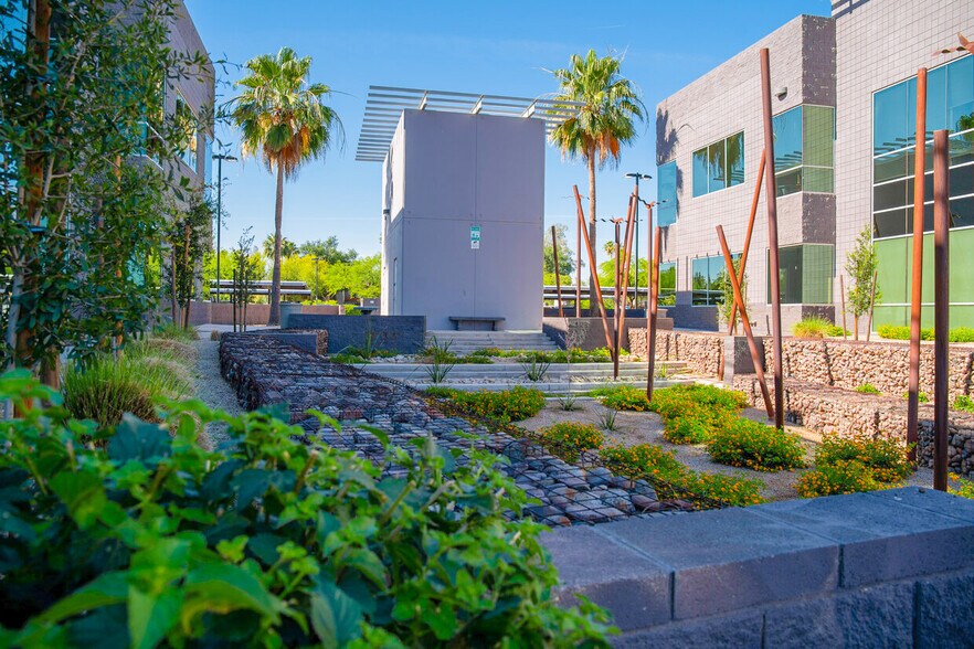 More Photos Of 1095 W Rio Salado Pky, Tempe Loft Creative Space For Sale