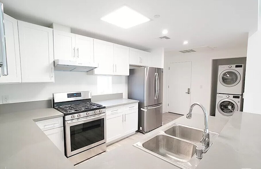 More Photos Of 1229 S Kingsley Dr, Los Angeles Apartments For Sale