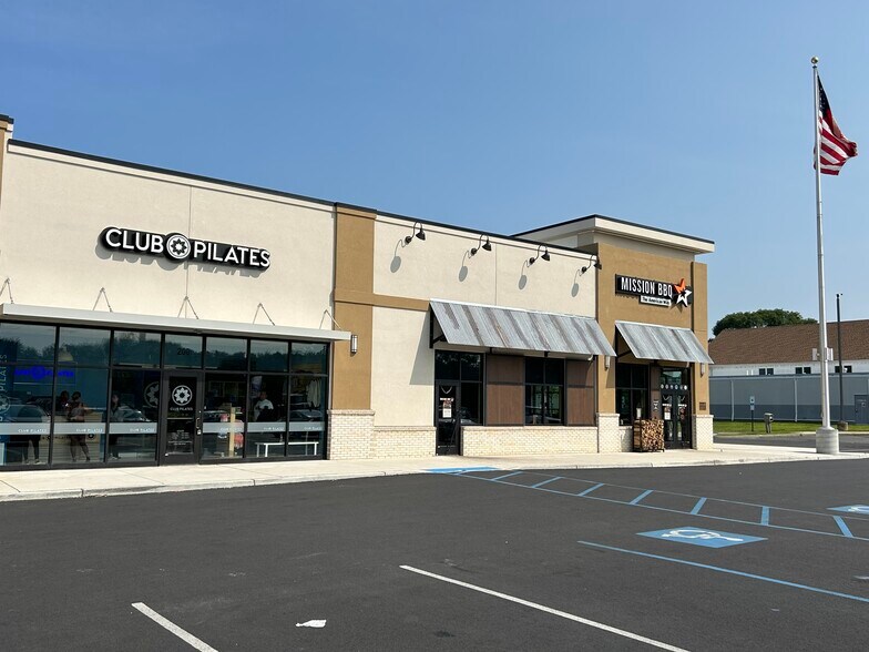 More Photos Of 603 Berlin-Cross Keys Rd, Sicklerville General Retail For Lease