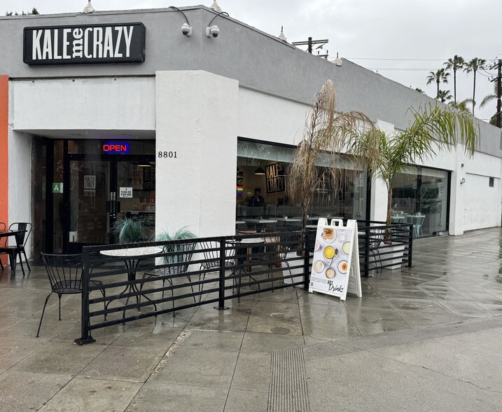 Primary Photo Of 8801-8805 Santa Monica Blvd, West Hollywood Restaurant For Lease