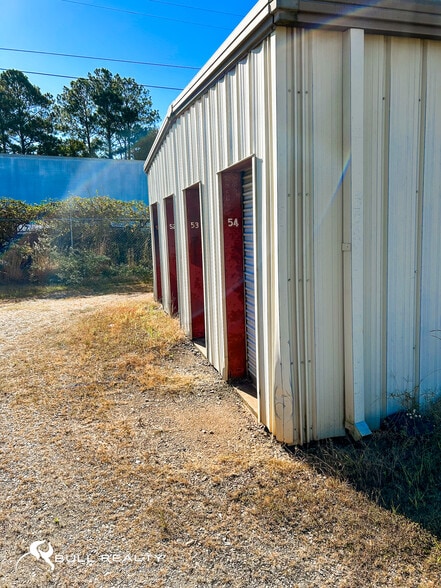 More Photos Of 109 Coleman Dr, Eatonton Self Storage For Sale
