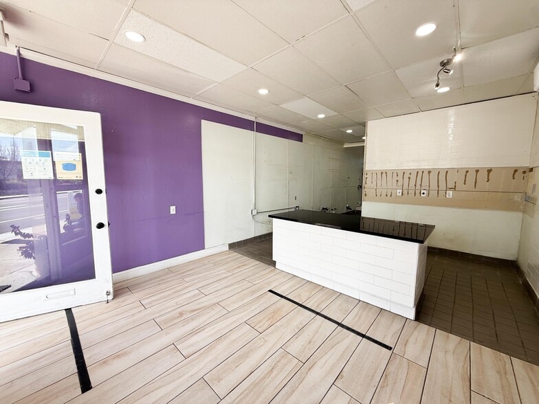 More Photos Of 217-223 E Maude Ave, Sunnyvale Storefront For Lease