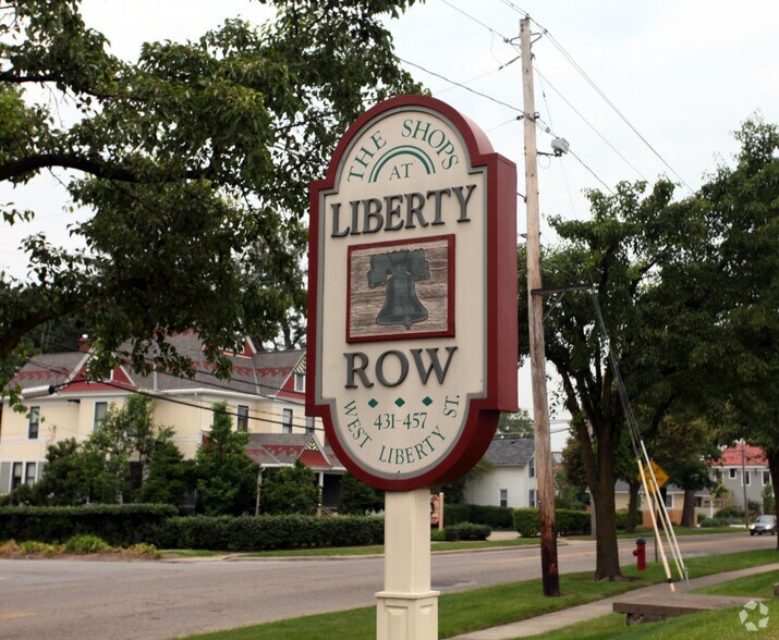 More Photos Of 431-457 W Liberty St, Medina Unknown For Lease