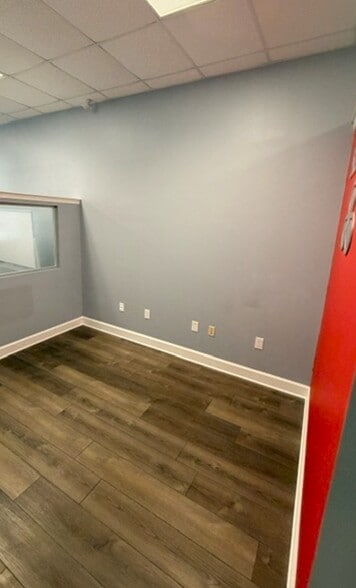 More Photos Of 42605-42681 Hwy 27, Davenport General Retail For Lease