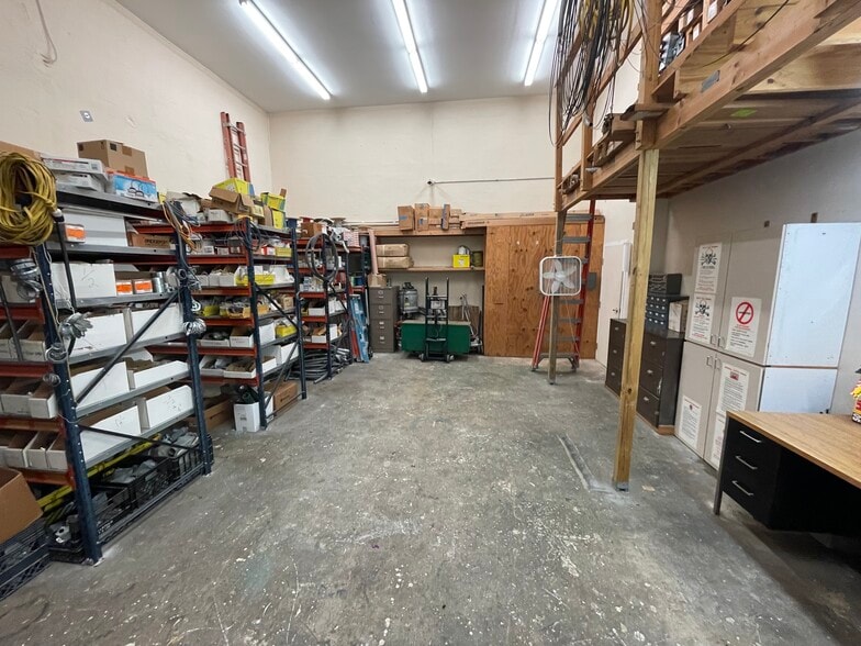 More Photos Of 5781 NW 15th St, Margate Warehouse For Sale