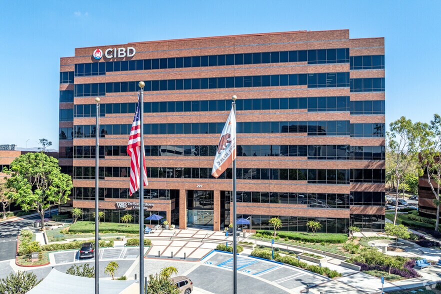 More Photos Of 701 S Parker St, Orange Office For Lease