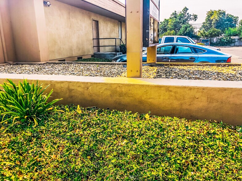 More Photos Of 1313 Travis Blvd, Fairfield Medical For Lease