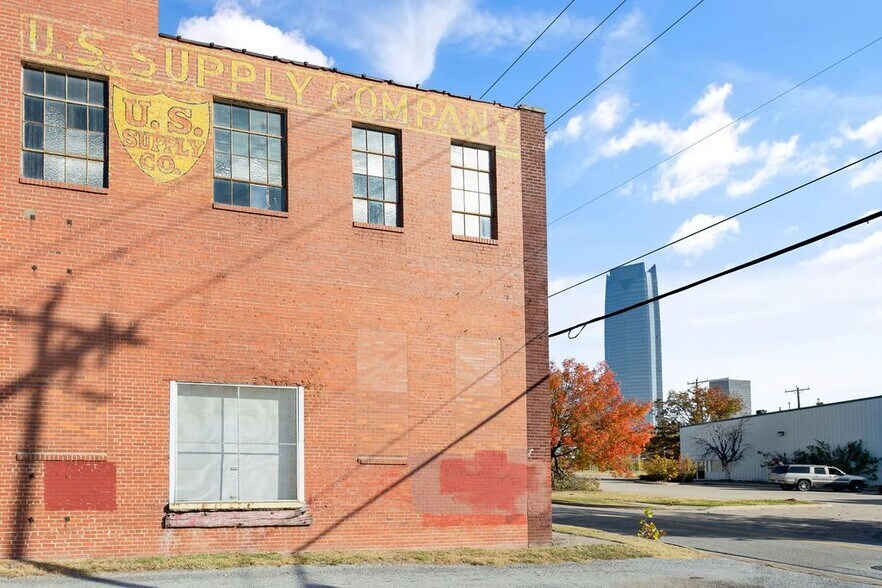 More Photos Of 706 SW 3rd St, Oklahoma City Warehouse For Sale