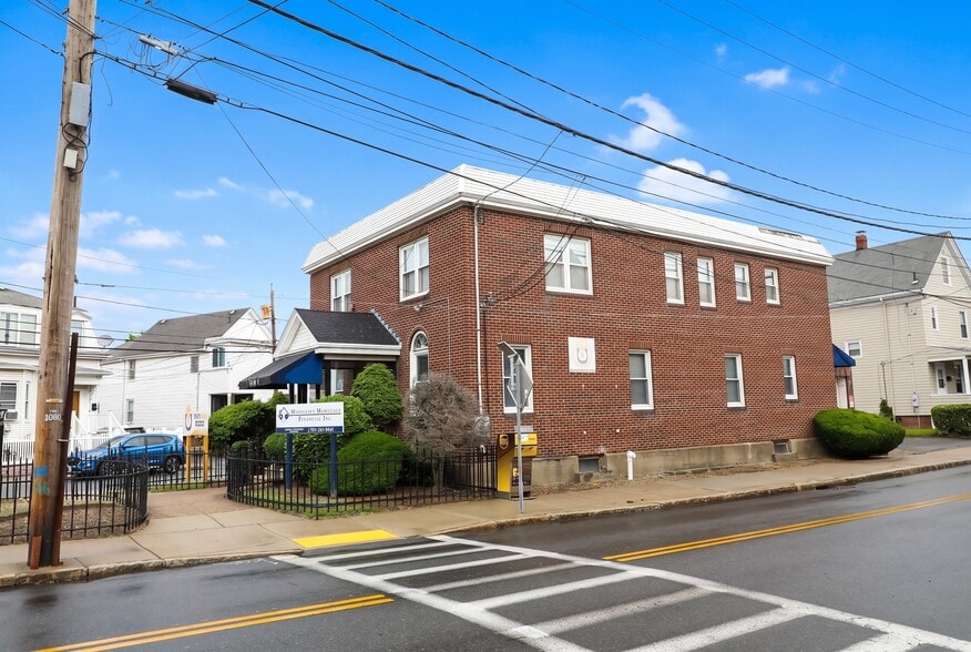 More Photos Of 1 Sprague St, Revere Loft Creative Space For Sale