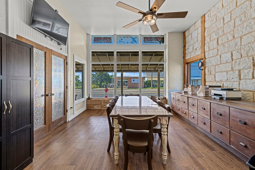 More Photos Of 23654 US Hwy 290, Harper General Retail For Sale