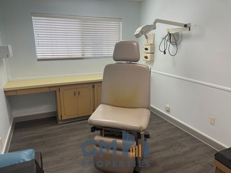 More Photos Of 7937 Painter Ave, Whittier Rehabilitation Center For Lease