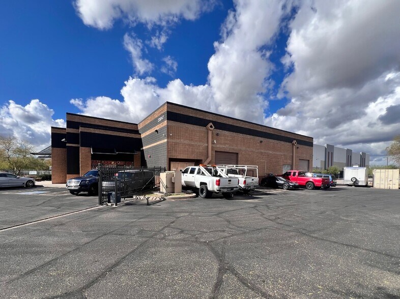 More Photos Of 23047 N 15th Ln, Phoenix Service For Lease