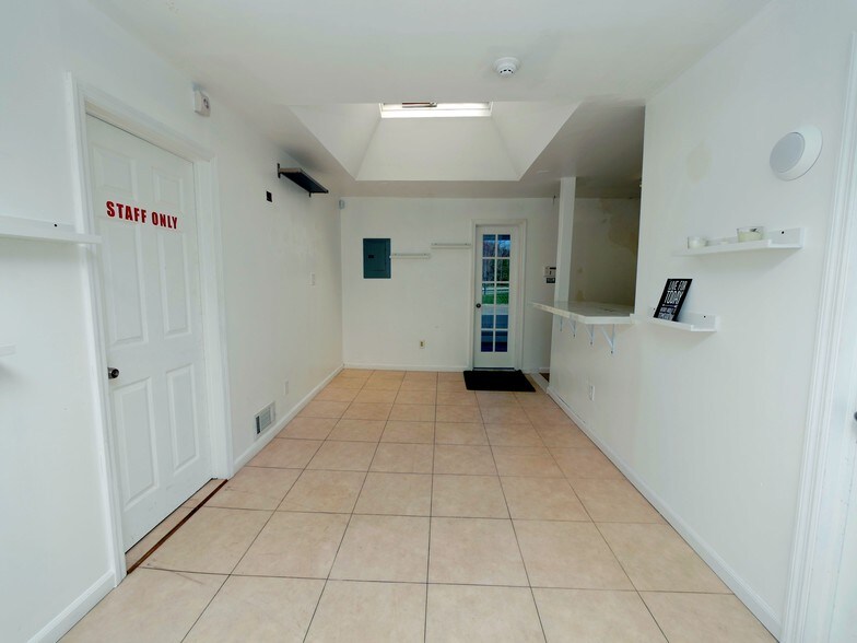 More Photos Of 4515 Nesconset Hwy, Port Jefferson Station Freestanding For Lease