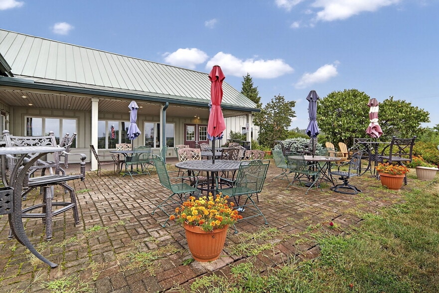 More Photos Of 4200 NY-14, Geneva Specialty For Lease