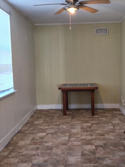 More Photos Of 2118 Wilson Blvd, San Antonio Apartments For Sale