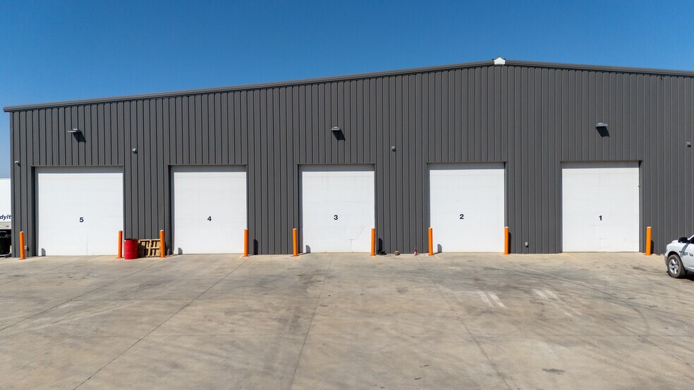 More Photos Of 753 South 66th Ter, Kansas City Warehouse For Sale