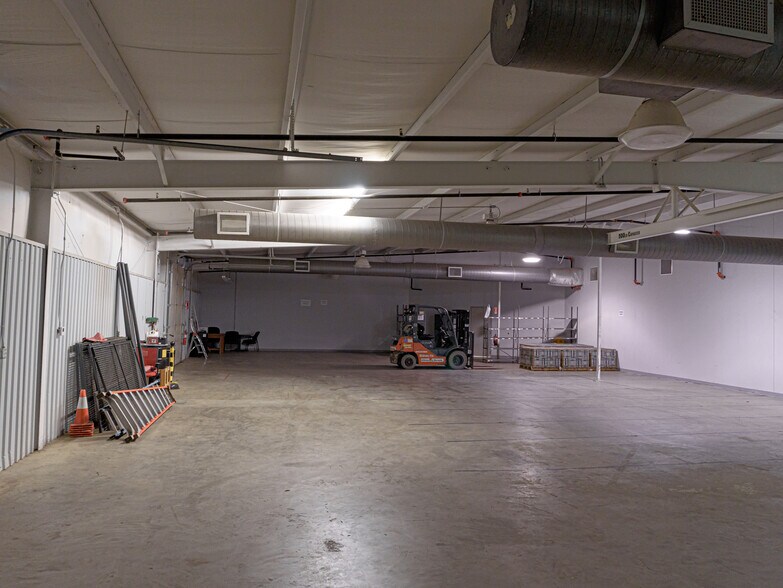 More Photos Of 7300 Regency Rd, Marshall Warehouse For Sale